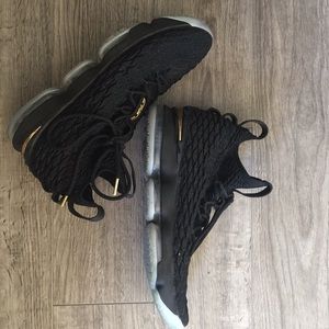 Lebron 15 Black and gold!!!